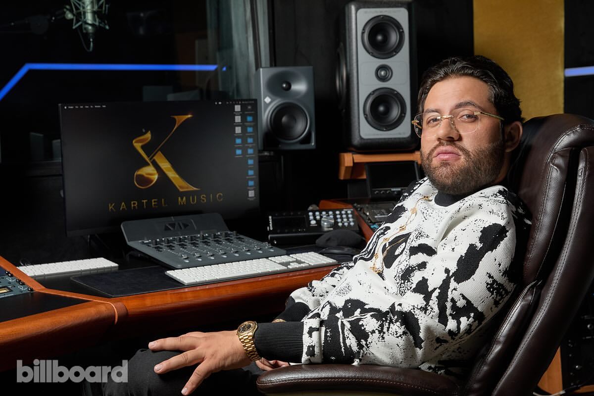 Luis R Conriquez Bicara tentang Musik 'B�lico'