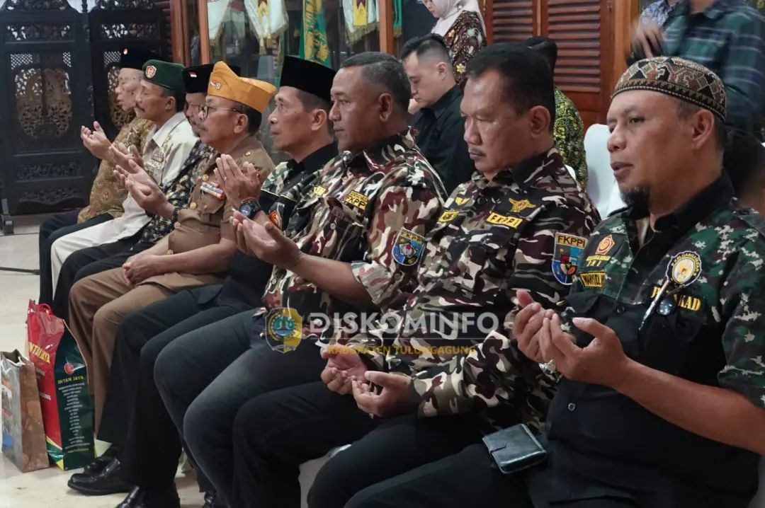 Malam Tirakatan Menyongsong Peringatan HUT Proklamasi Kemerdekaan RI Ke-79