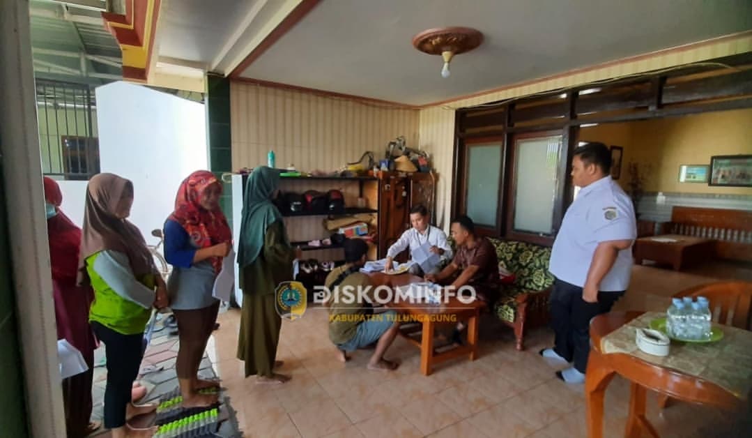 Pemerintah Tulungagung Salurkan BLT DBHCHT 2024 untuk Pekerja Tembakau dan Warga Miskin