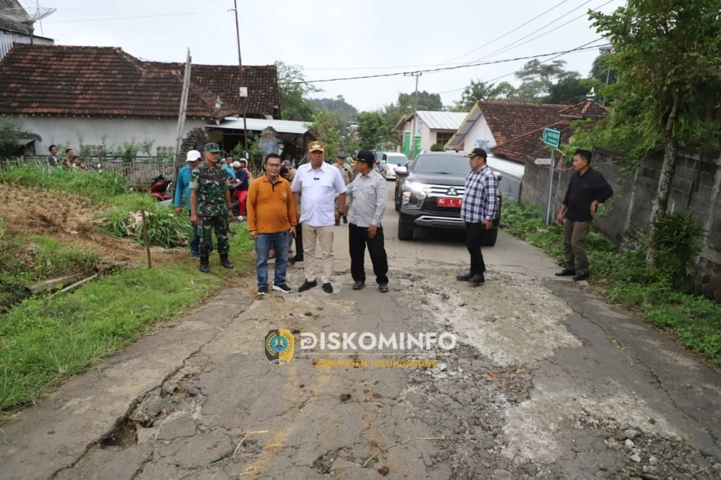Inspeksi Mendadak Bupati Tulungagung untuk Perbaikan Jalan Desa