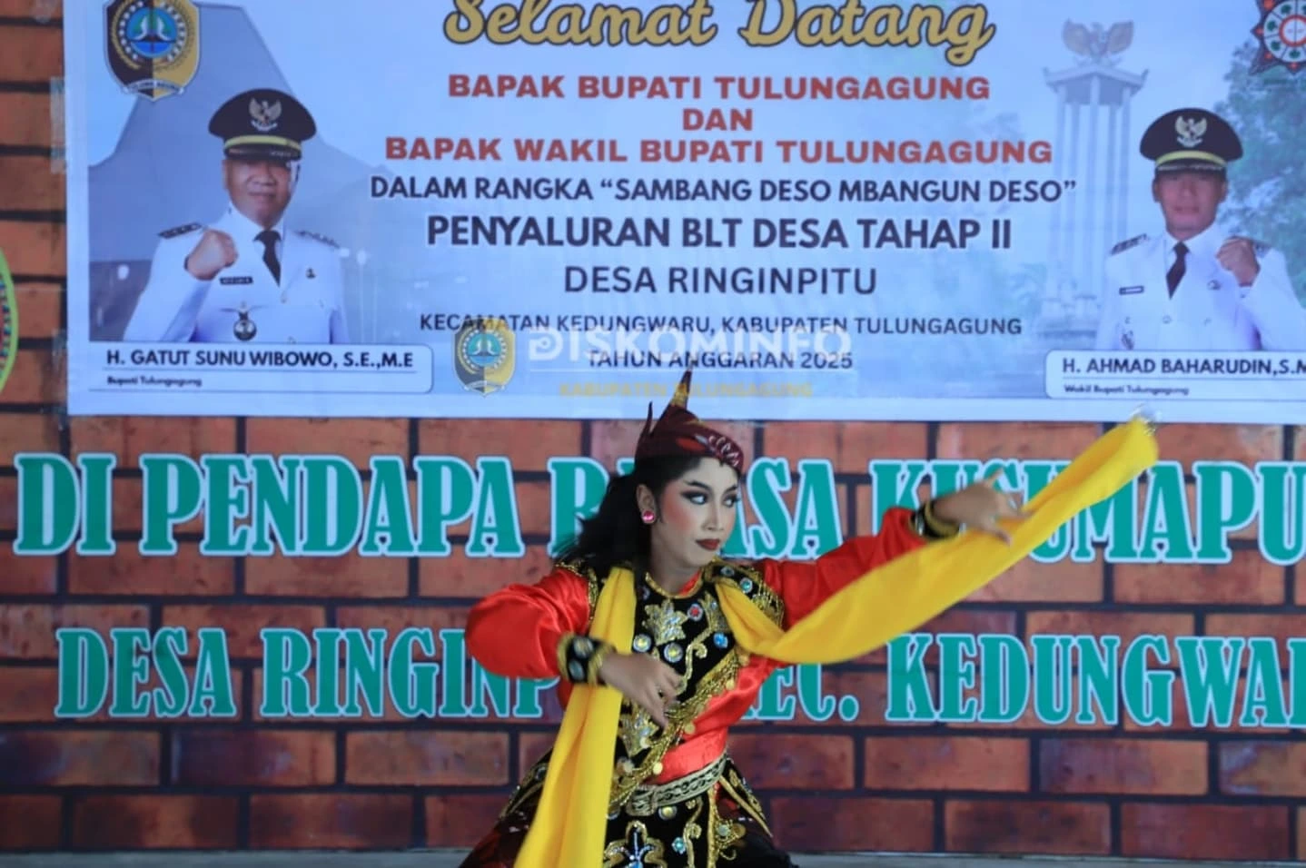 Penyerahan BLT Dana Desa Secara Simbolis di Desa Ringinpitu