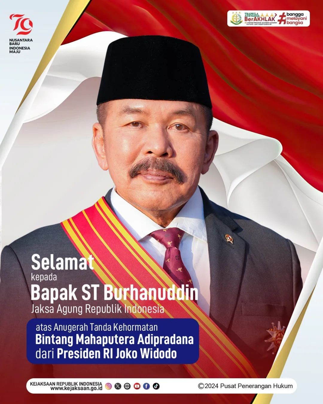Jaksa Agung ST Burhanuddin Terima Tanda Kehormatan dari Presiden Joko Widodo