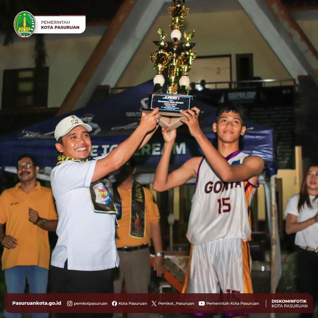 Wakil Wali Kota Pasuruan Hadiri Final Turnamen Bola Basket SMP Se-Pasuruan Raya