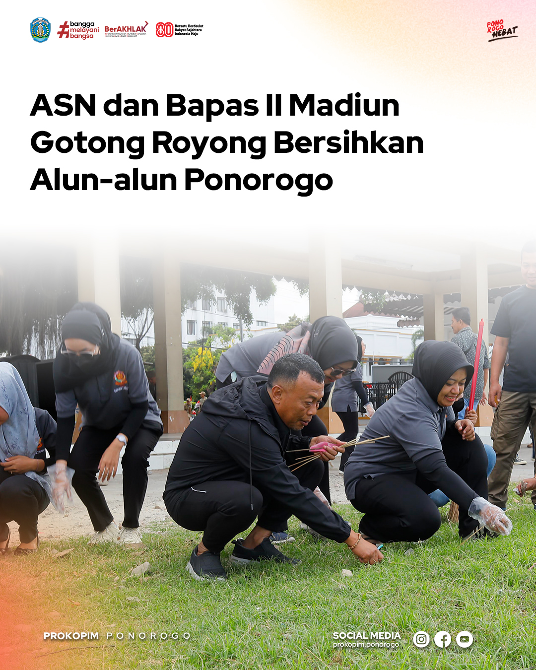 ASN dan Masyarakat Bersihkan Alun-alun Ponorogo, Tunjukkan Semangat Kebersihan