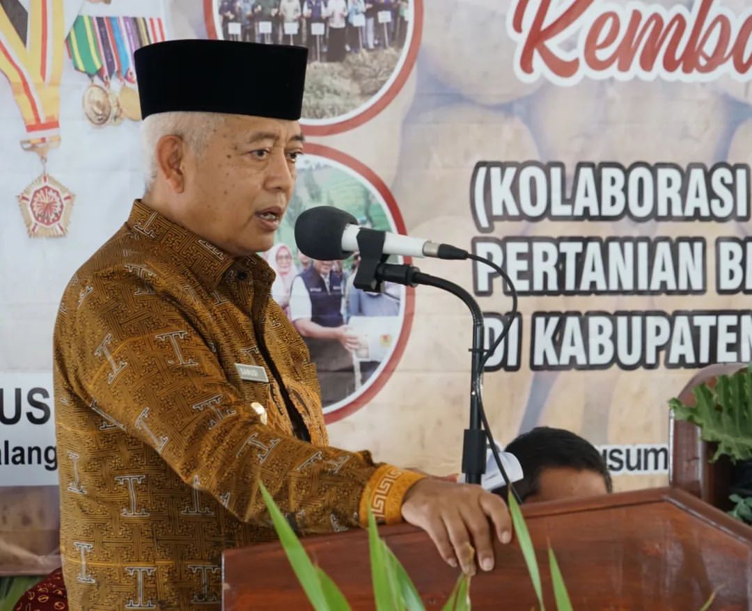 Bupati Malang Resmikan Program Kembange Tani Bersiul di Poncokusumo