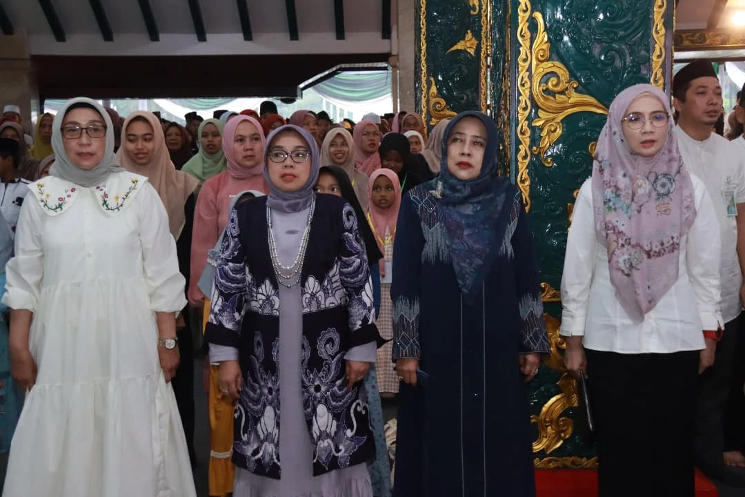 Pemberian Santunan kepada 1000 Anak Yatim di Kabupaten Malang
