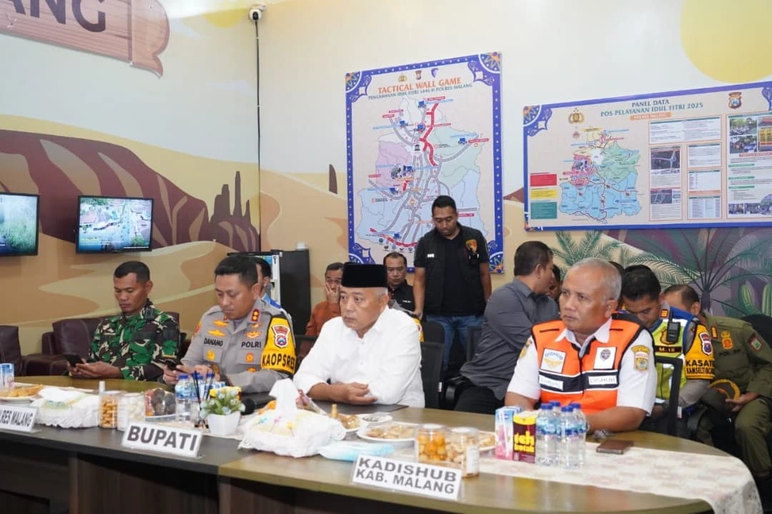 Pelaksanaan Zoom Meeting Pemantauan Kamtibmas Menjelang Idul Fitri di Kabupaten Malang