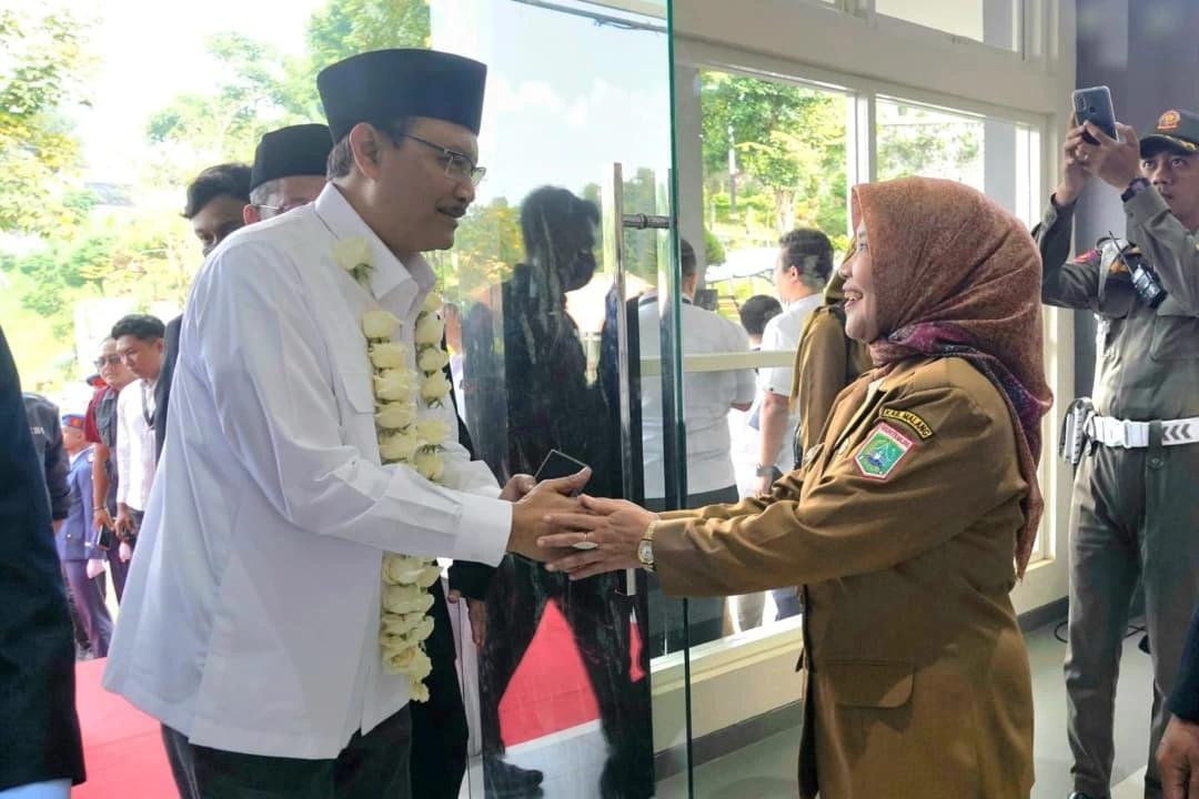 Penandatanganan MoU Antara Kementerian Sosial dan Yayasan LPI Al Hikmah di Kota Batu